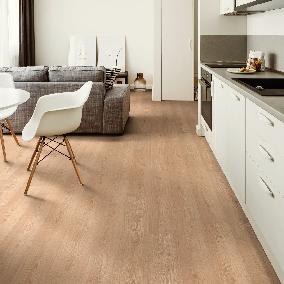 Shaw VersaLock Laminate Cadence Expressive Brown 7-1/2 In. W x 54 In L Laminate Flooring (28.73 Sq. Ft./Case)