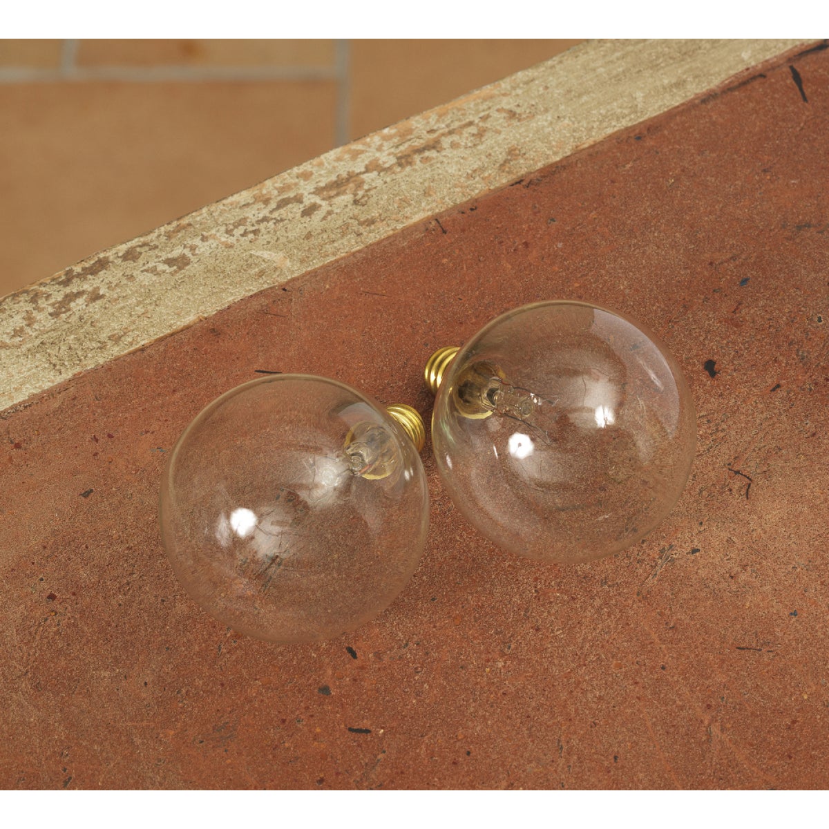 Gerson 5W Clear Candelabra Base G50 Incandescent Patio Set Light Bulb (2-Pack)