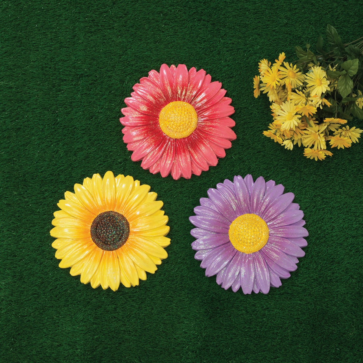 Gerson Spring GIL 10 In. Cement Flower Stepping Stone