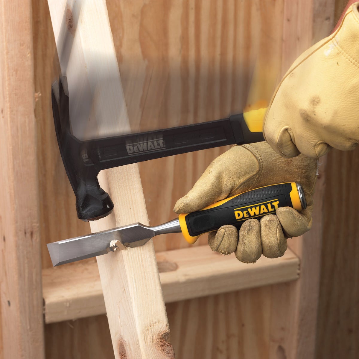 DeWalt 1 In. Side Strike Wood Chisel