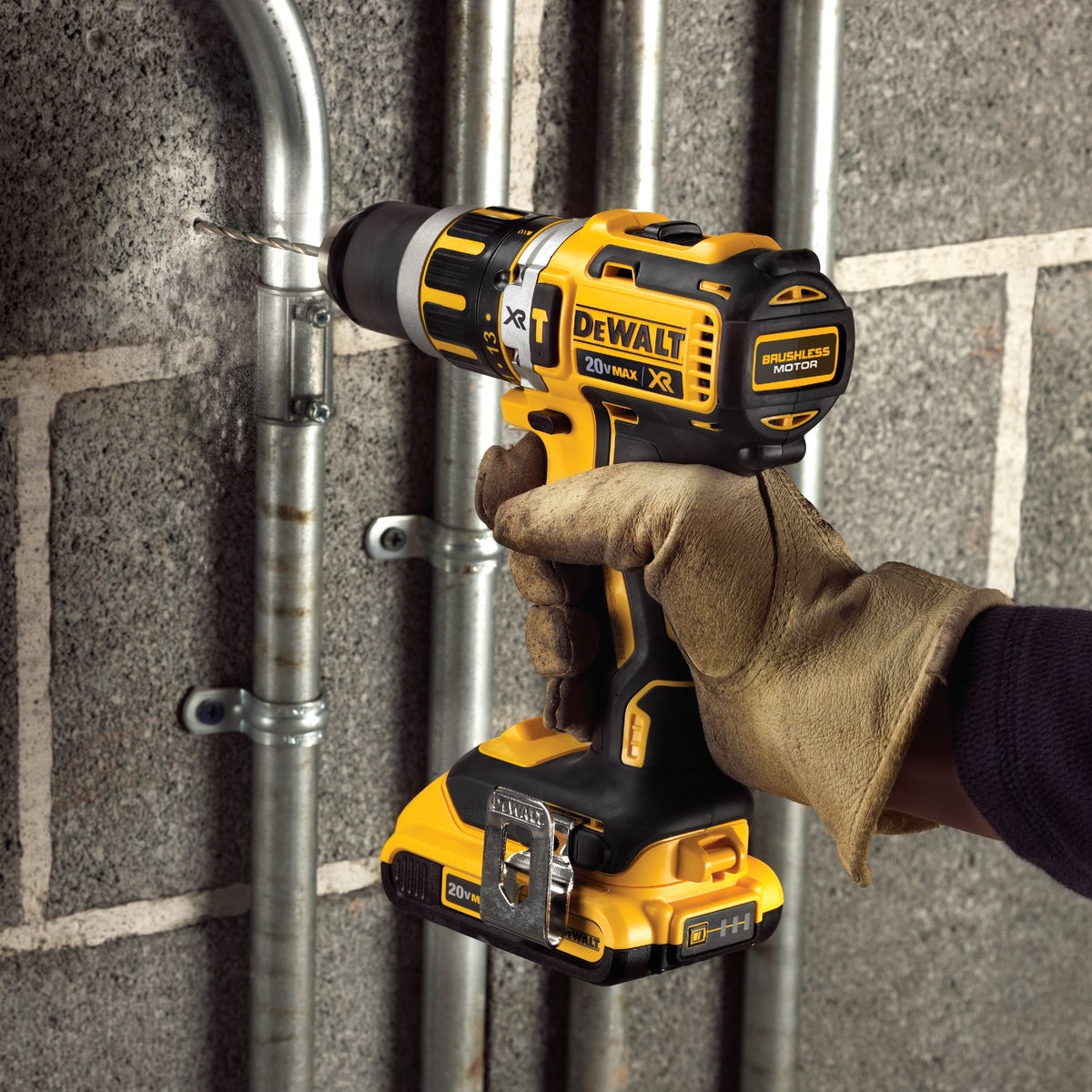 DeWalt 20 Volt MAX XR Lithium-Ion Brushless 1/2 In. Cordless Hammer Drill Kit