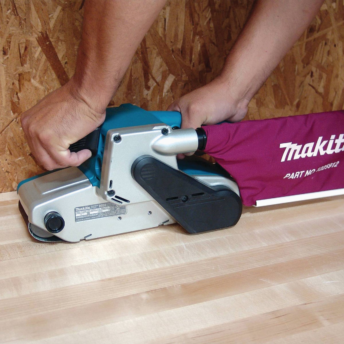 Makita 3 In. x 24 In. Belt Sander