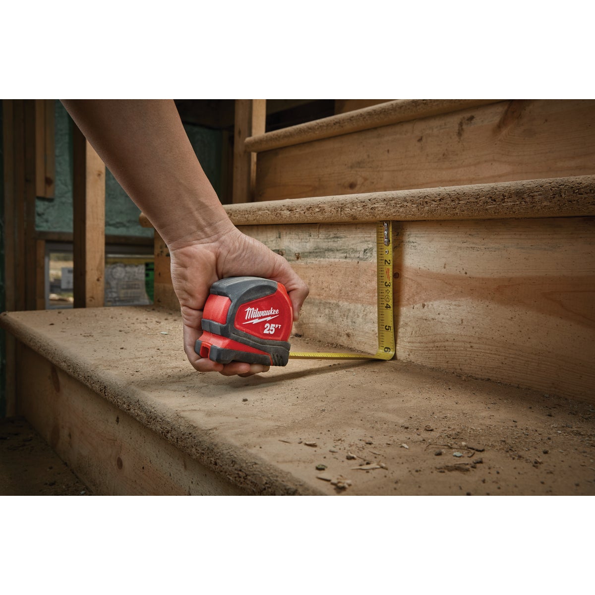 Milwaukee 25 Ft. Compact Tape Measure