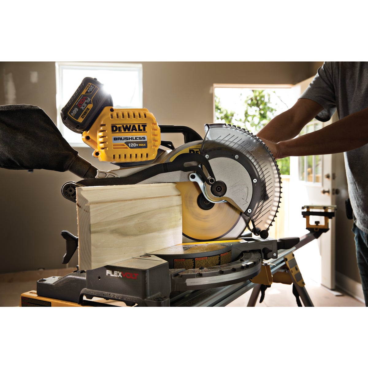 DeWalt Flexvolt 120-Volt MAX Lithium-Ion Brushless 12 In. Dual-Bevel Fixed Cordless Miter Saw Kit