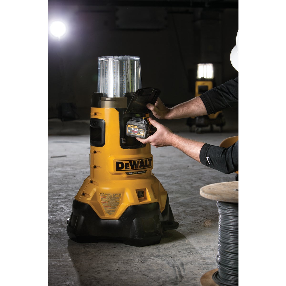 DeWalt 20 Volt MAX Lithium-Ion LED Bluetooth Corded/Cordless Work Light (Bare Tool)