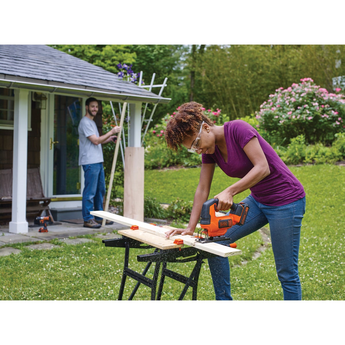 Black & Decker 20 Volt MAX Lithium-Ion 1.5 Ah Cordless Jig Saw Kit