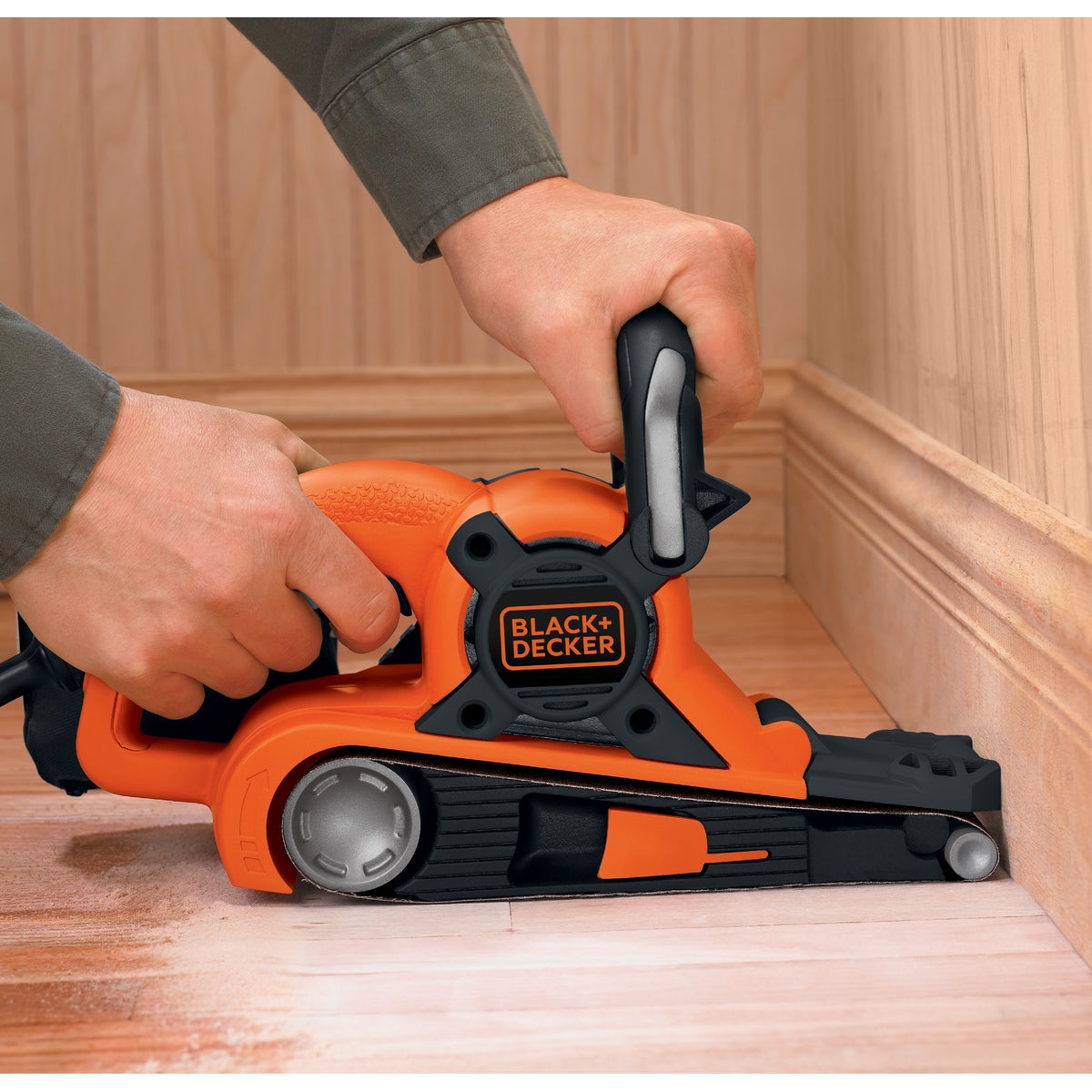 Black & Decker 3 In. x 21 In. Dragster Belt Sander