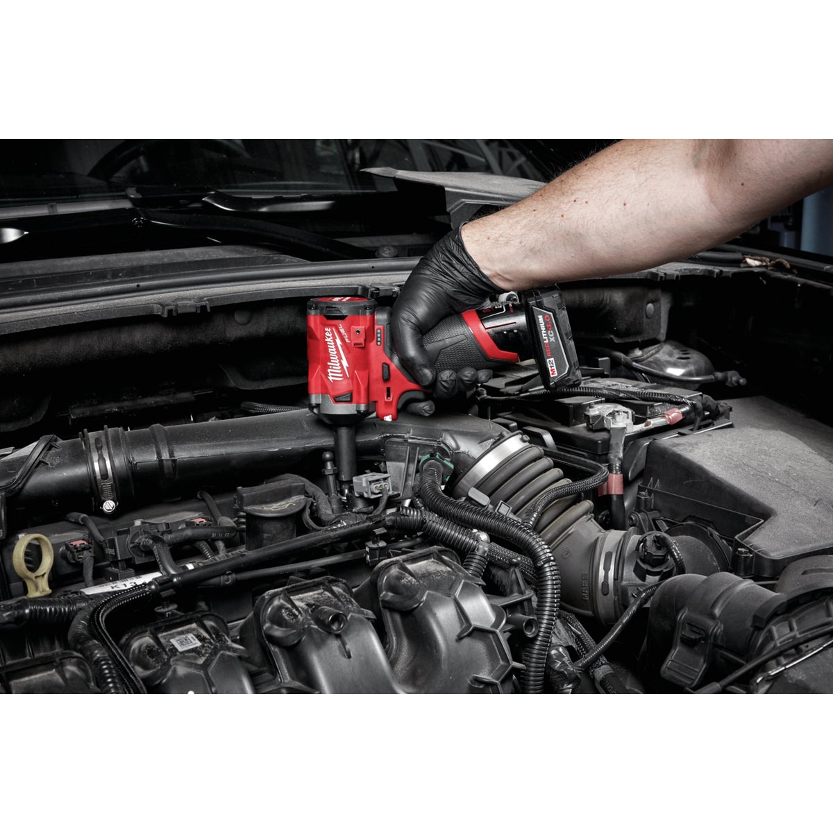 Milwaukee M12 FUEL 12 Volt Lithium-Ion Brushless 3/8 In. Stubby Cordless Impact Wrench Kit