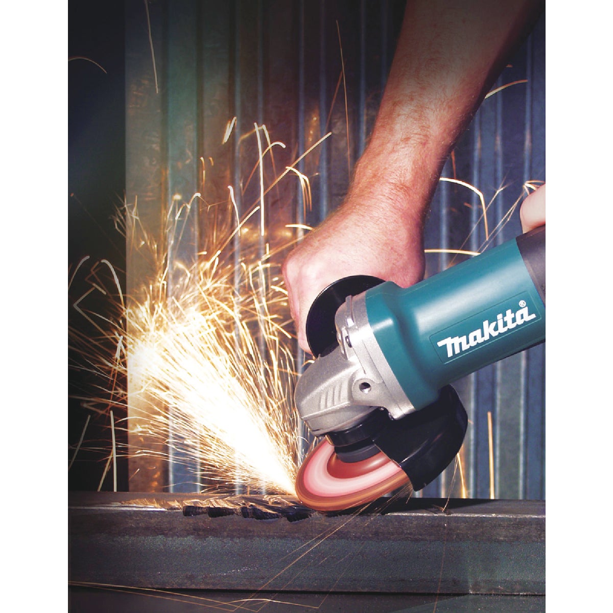 Makita 4-1/2 In. 7.5-Amp Angle Grinder