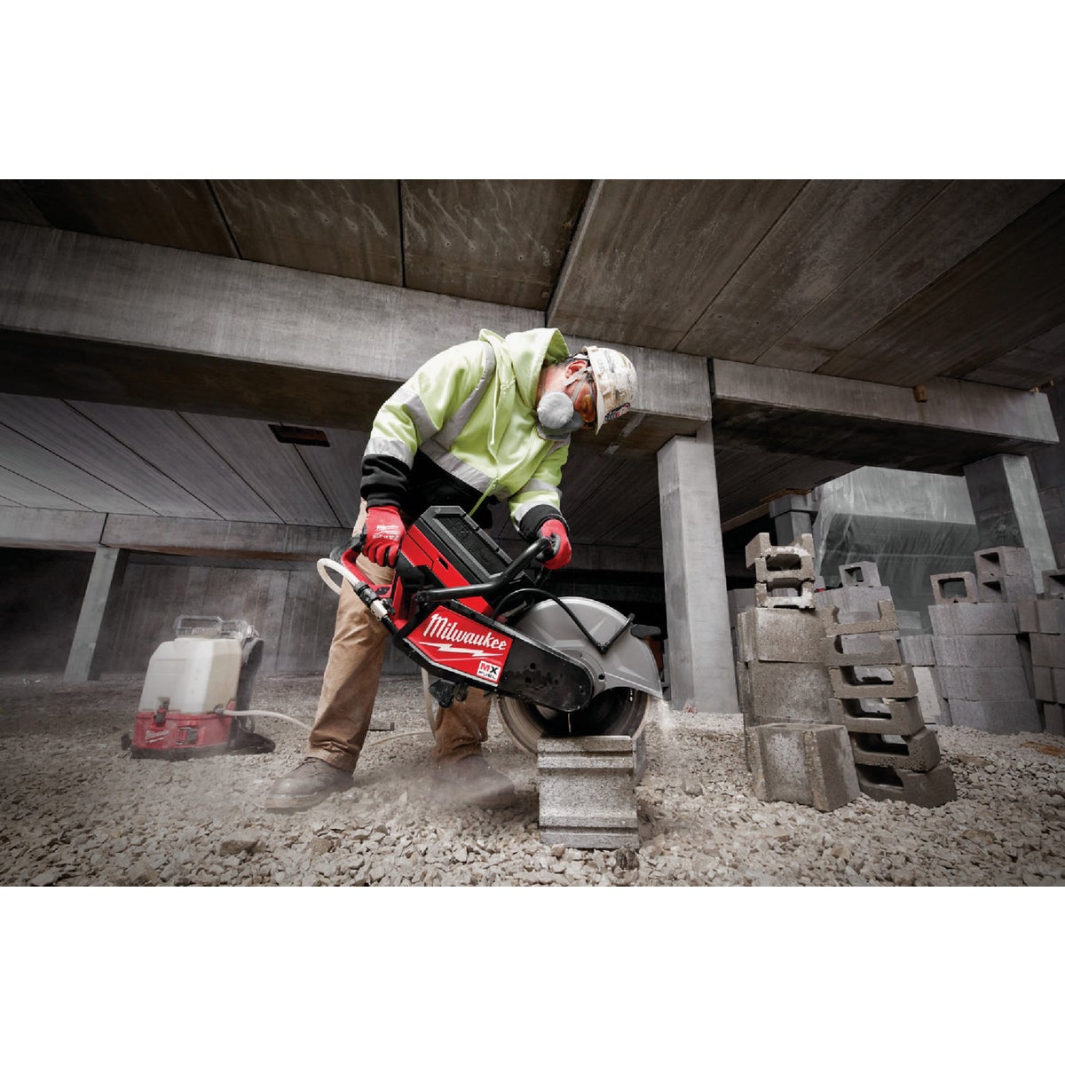 Milwaukee MX FUEL Lithium-Ion Brushless 14 In. Cordless Cut-Off Saw Kit, ONE-KEY Compatible