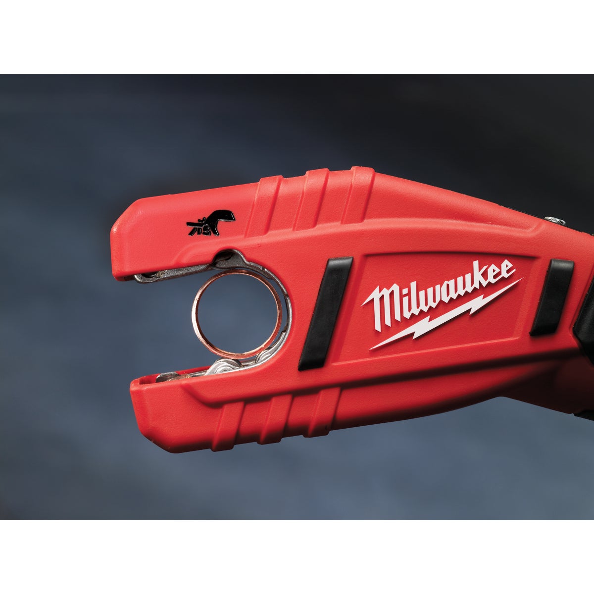 Milwaukee M12 12 Volt Lithium-Ion Copper Cordless Pipe Cutter Kit