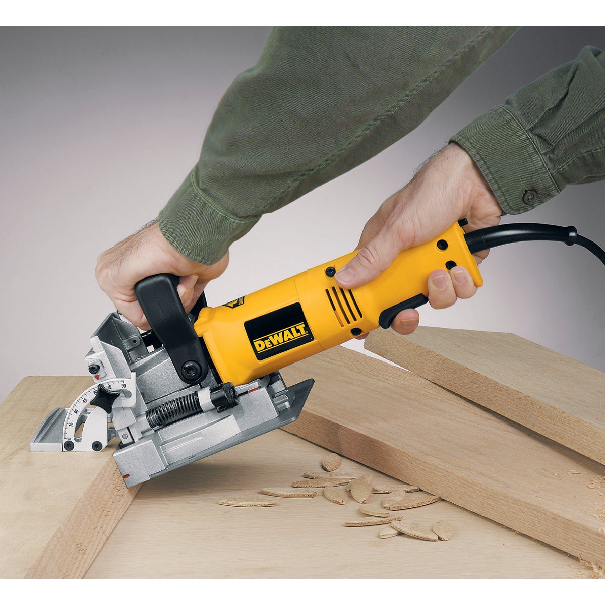 DeWalt 6.5-Amp Plate Joiner Kit