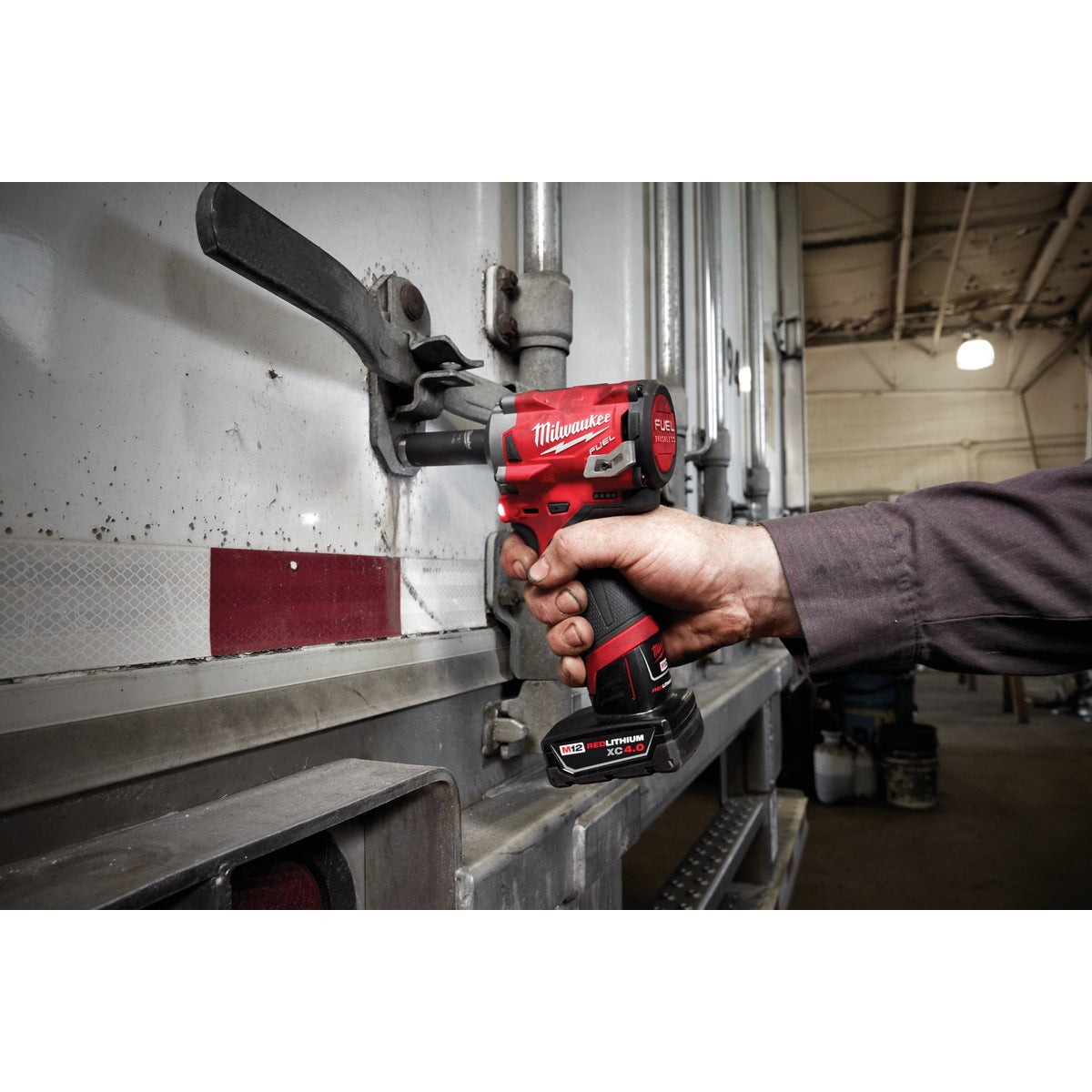 Milwaukee M12 FUEL 12 Volt Lithium-Ion Brushless 1/2 In. Stubby Cordless Impact Wrench (Bare Tool)