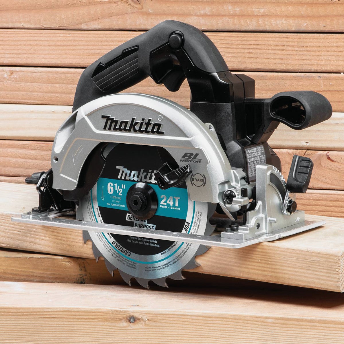 Makita 18 Volt LXT Lithium-Ion Brushless 6-1/2 In. Sub-Compact Cordless Circular Saw Kit