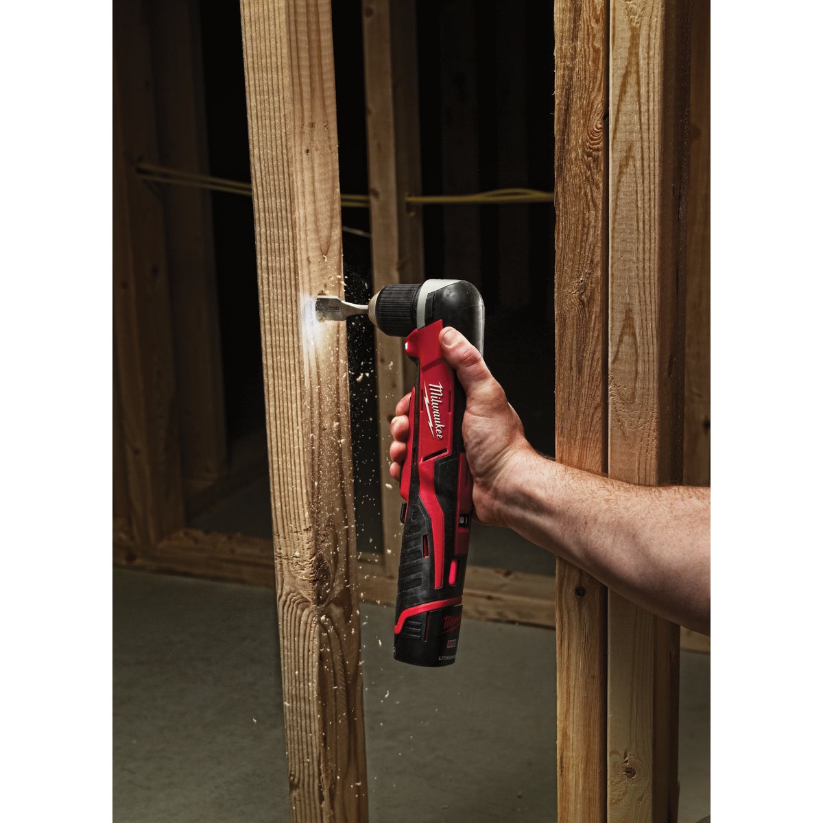 Milwaukee M12 12-Volt Lithium-Ion 3/8 In. Cordless Angle Drill Kit