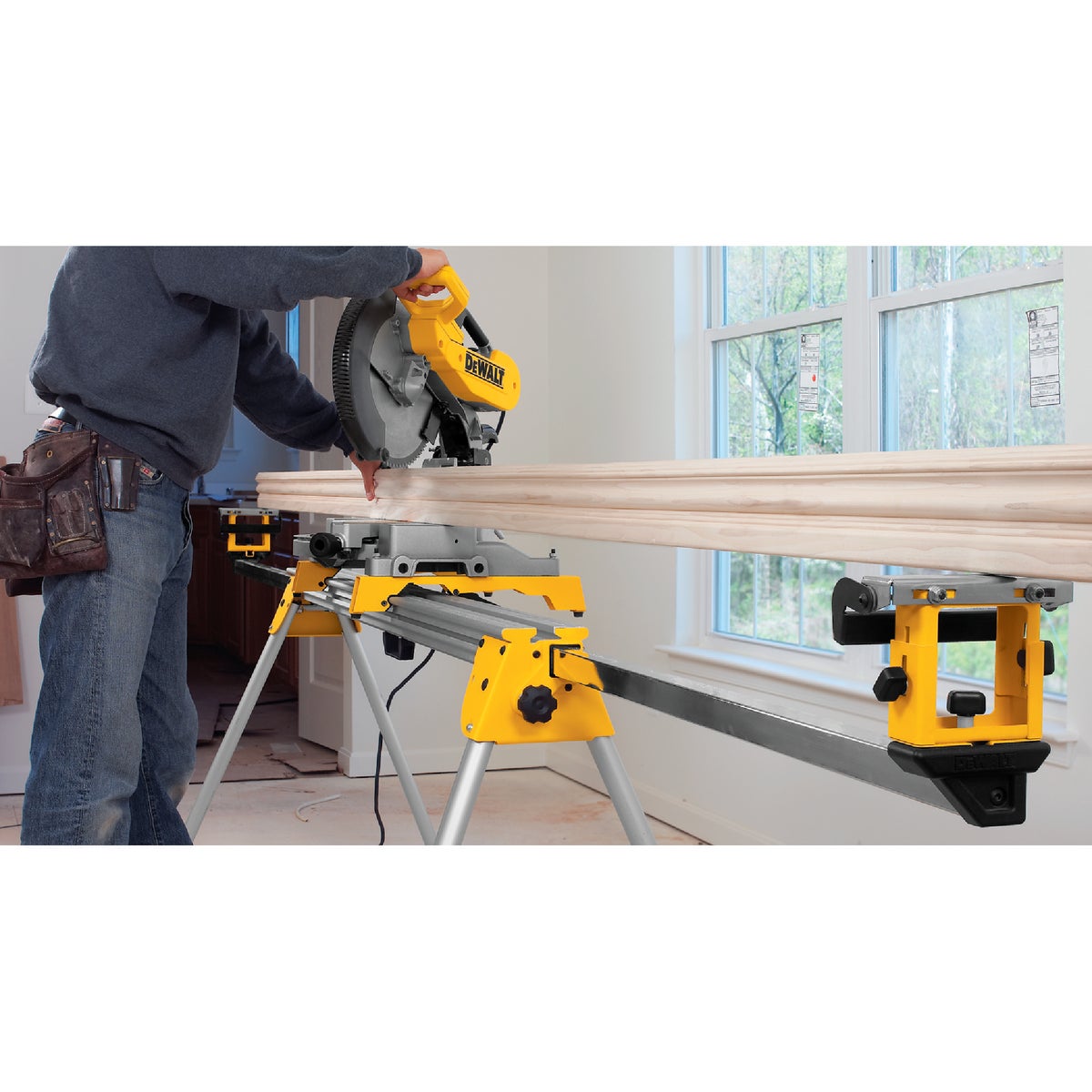 DeWalt Heavy-Duty Miter Saw Stand