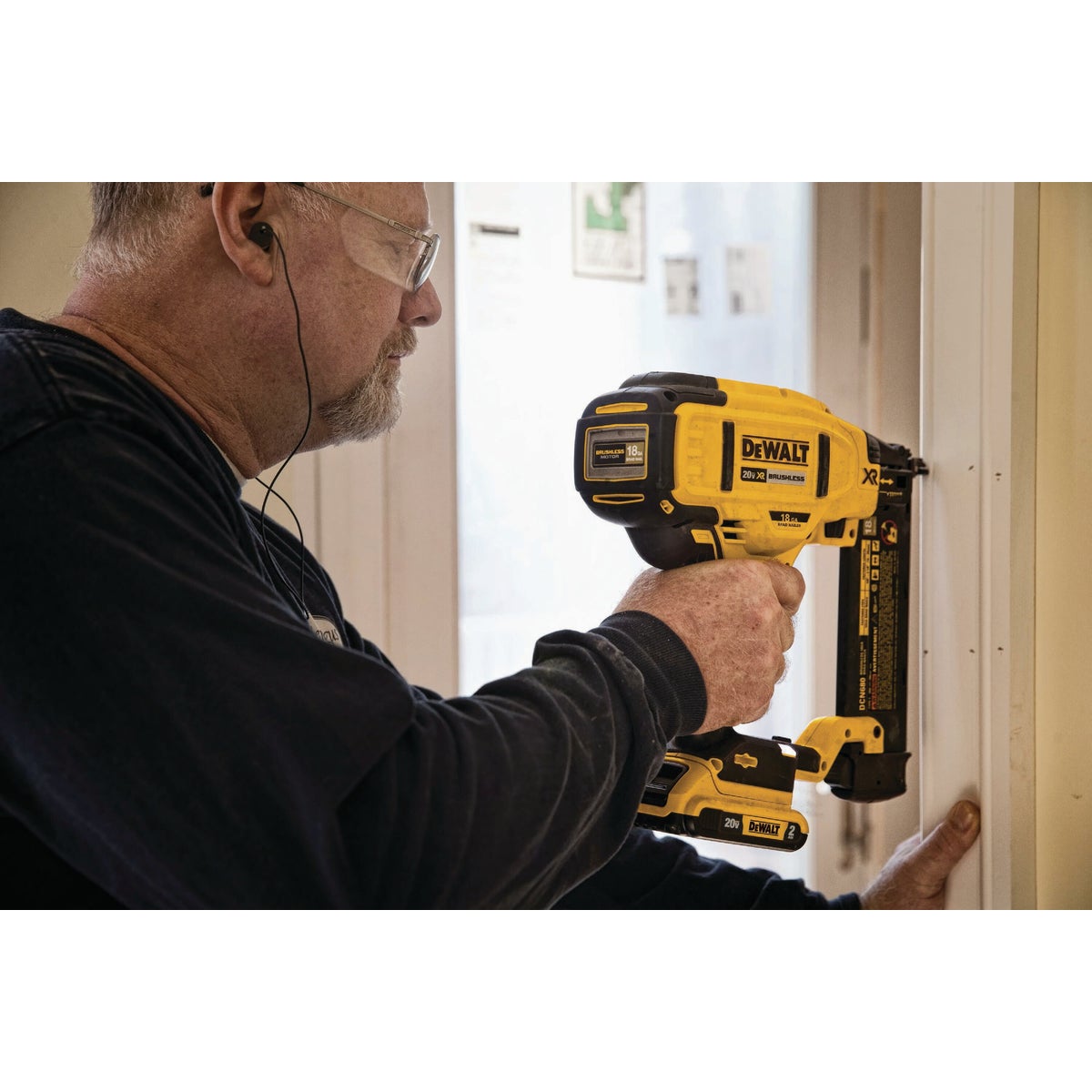 DeWalt 20V MAX XR 18 GA Cordless Brad Nailer (Bare Tool)