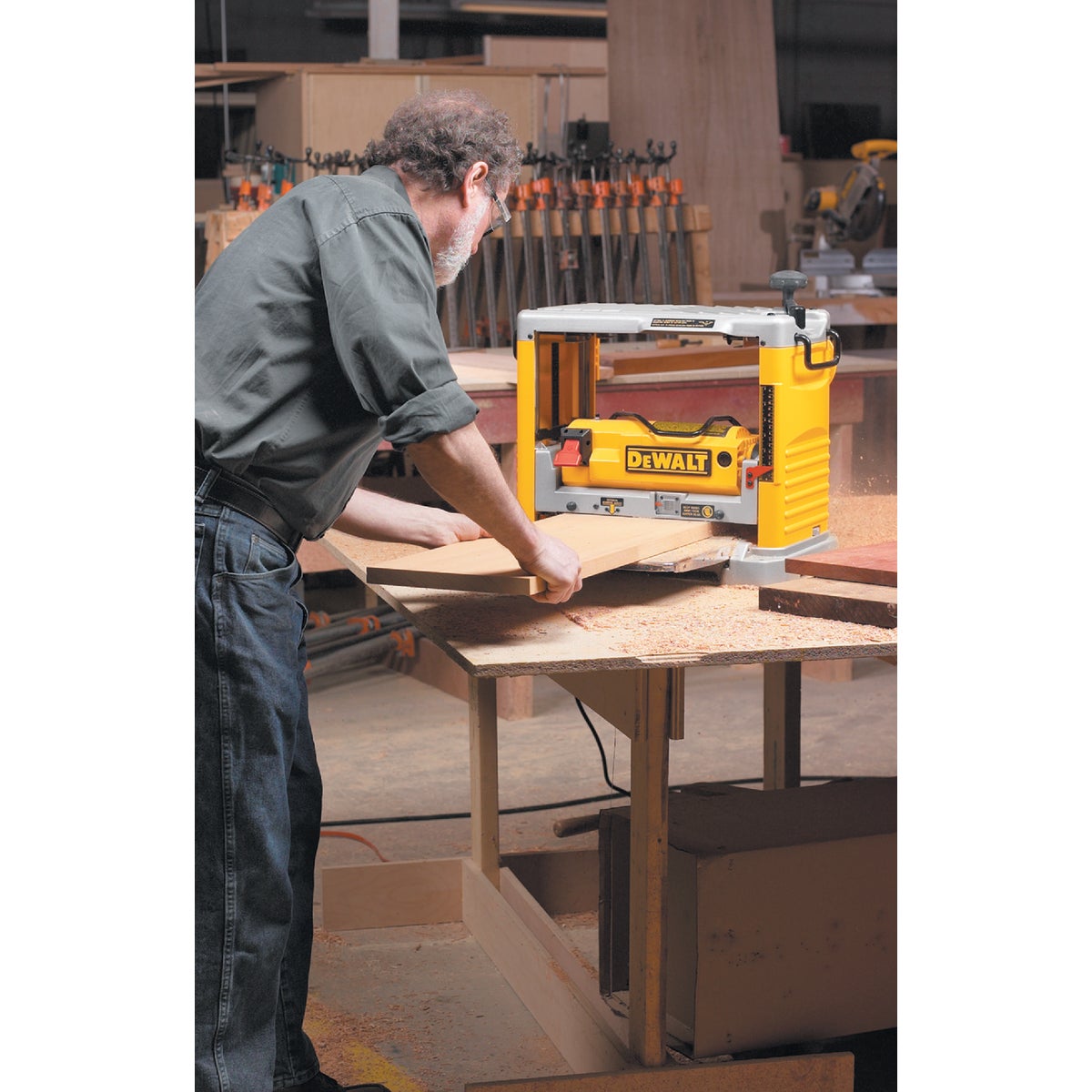 DeWalt 12-1/2 In. Portable Planer