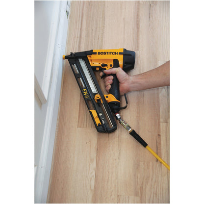 Bostitch 15-Gauge 2-1/2 In. Angled Finished Nailer