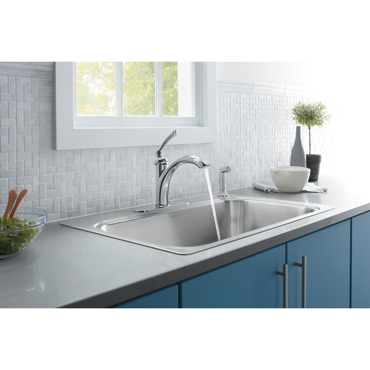 Kohler Linwood Single Handle Lever Kitchen Faucet with Side Spray, Chrome