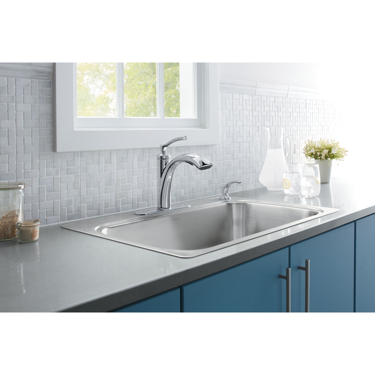 Kohler Linwood Single Handle Lever Pull-Out Kitchen Faucet with Soap Dispenser, Chrome