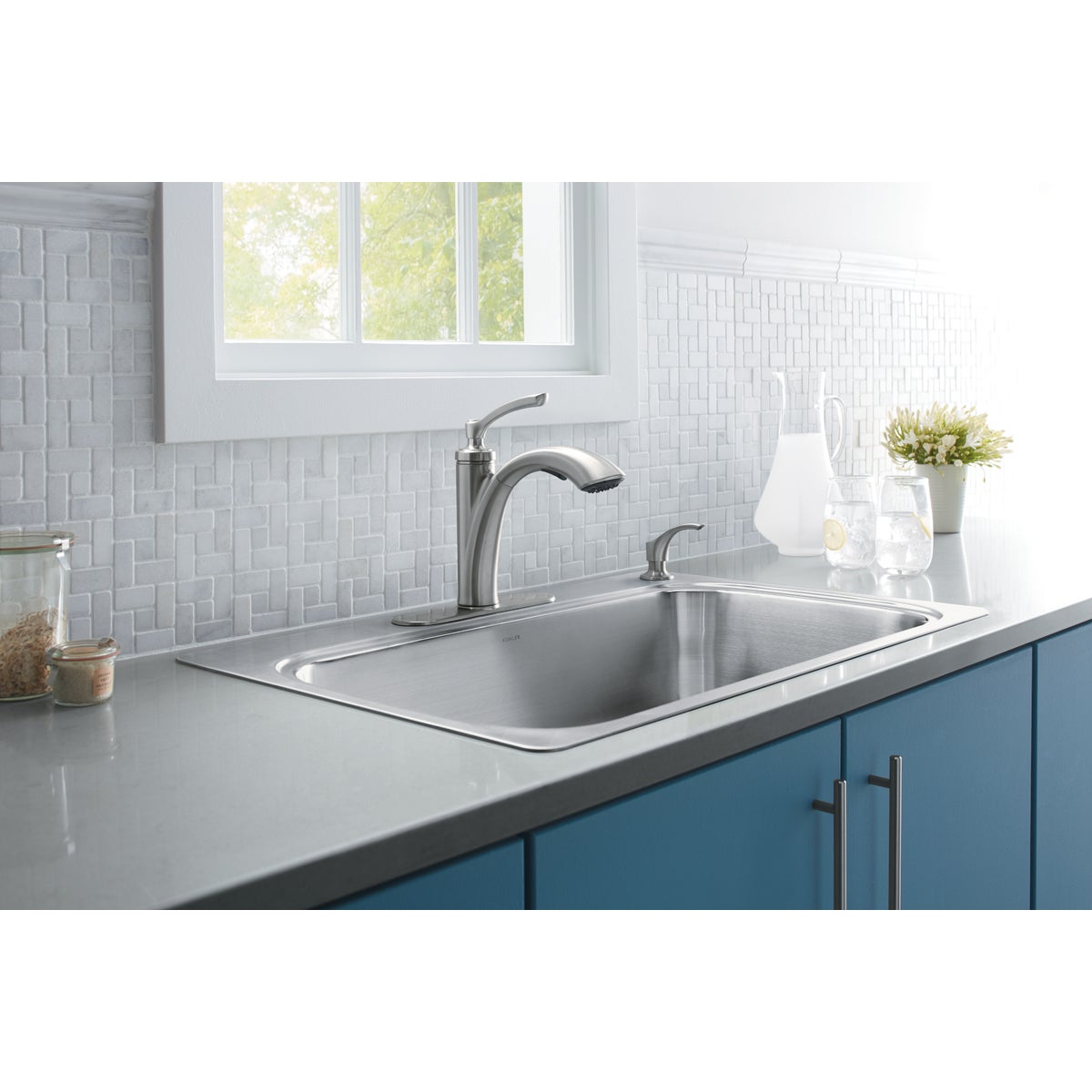 Kohler Linwood Single Handle Lever Pull-Out Kitchen Faucet with Soap Dispenser, Stainless