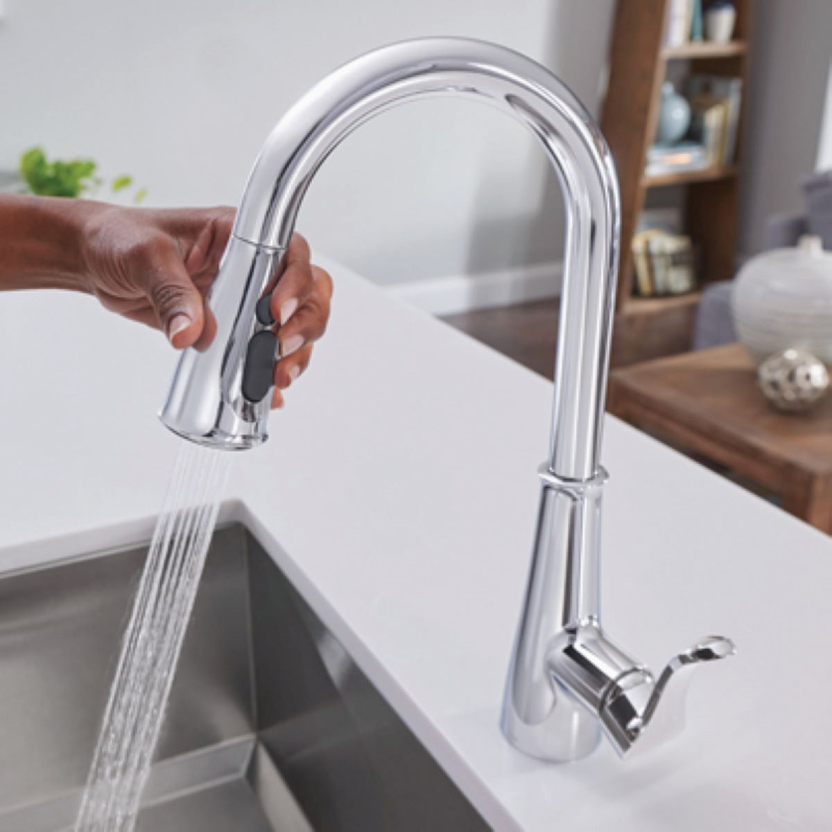 Moen Hadley Single Handle Pull-Down Kitchen Faucet, Chrome