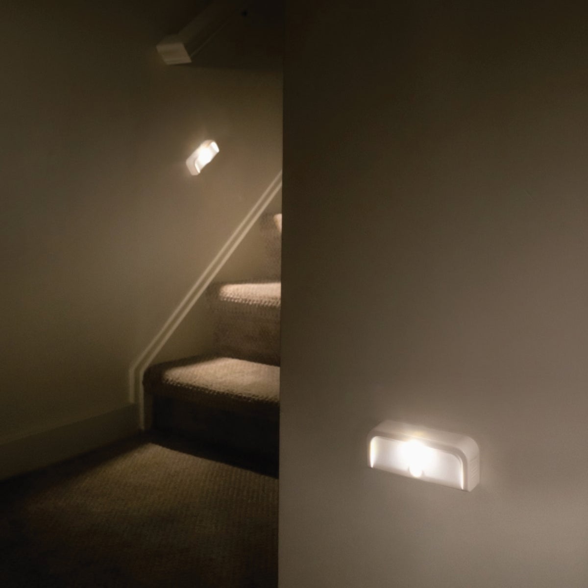 Mr. Beams White LED Battery Operated Light