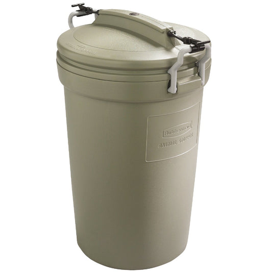 Rubbermaid 32 Gal. Green Trash Can with Lid