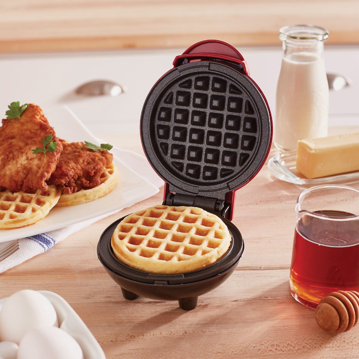 Dash 4 In. Red Mini Waffle Maker