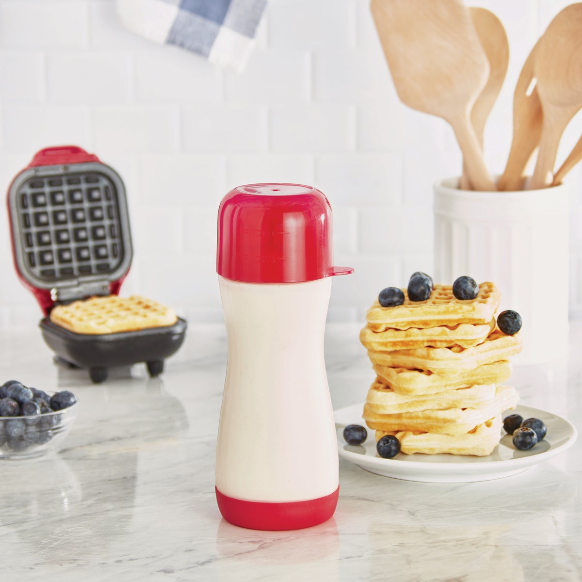 Rise By Dash 2 Cup Mini Batter Bottle