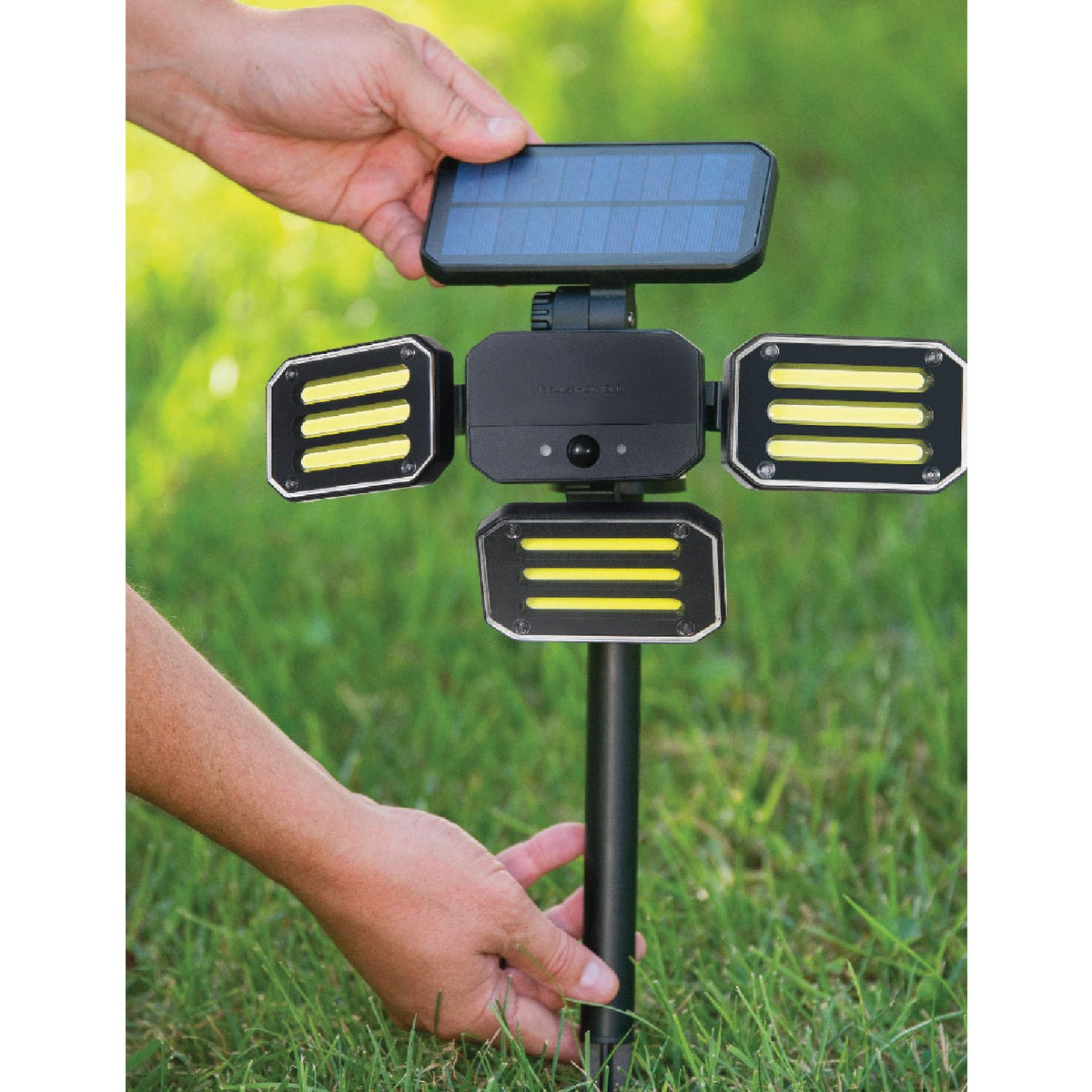 Bell+Howell Bionic Motion Activated Solar Floodlight