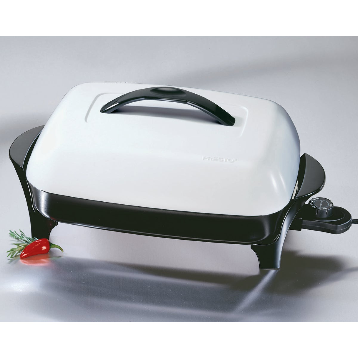 Presto 16 In. Electric Skillet