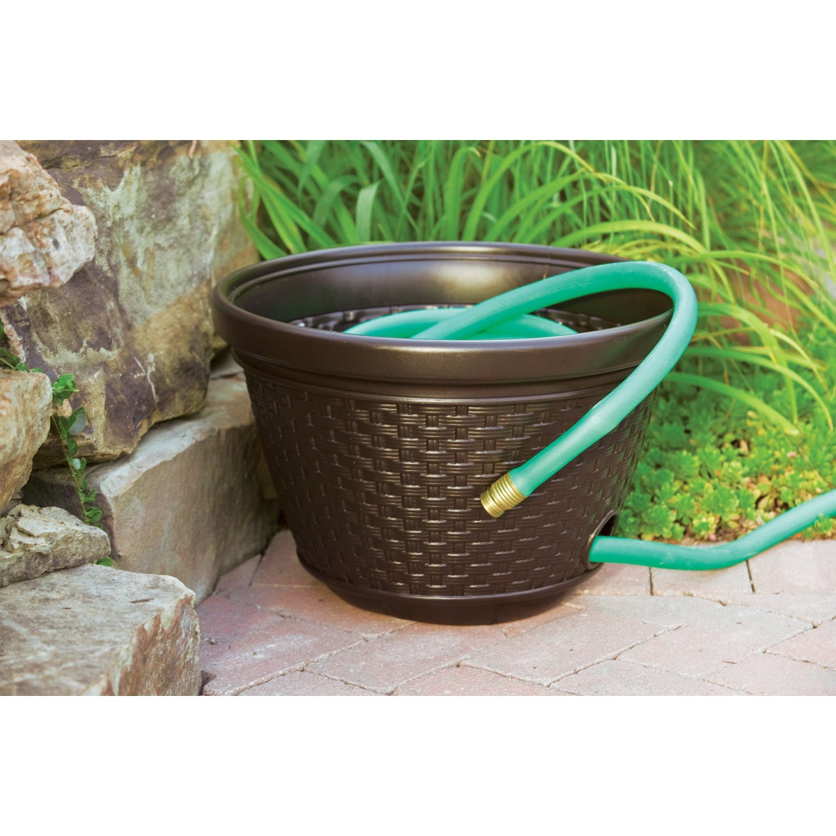 Suncast 100 Ft. Brown Resin Wicker Hose Pot