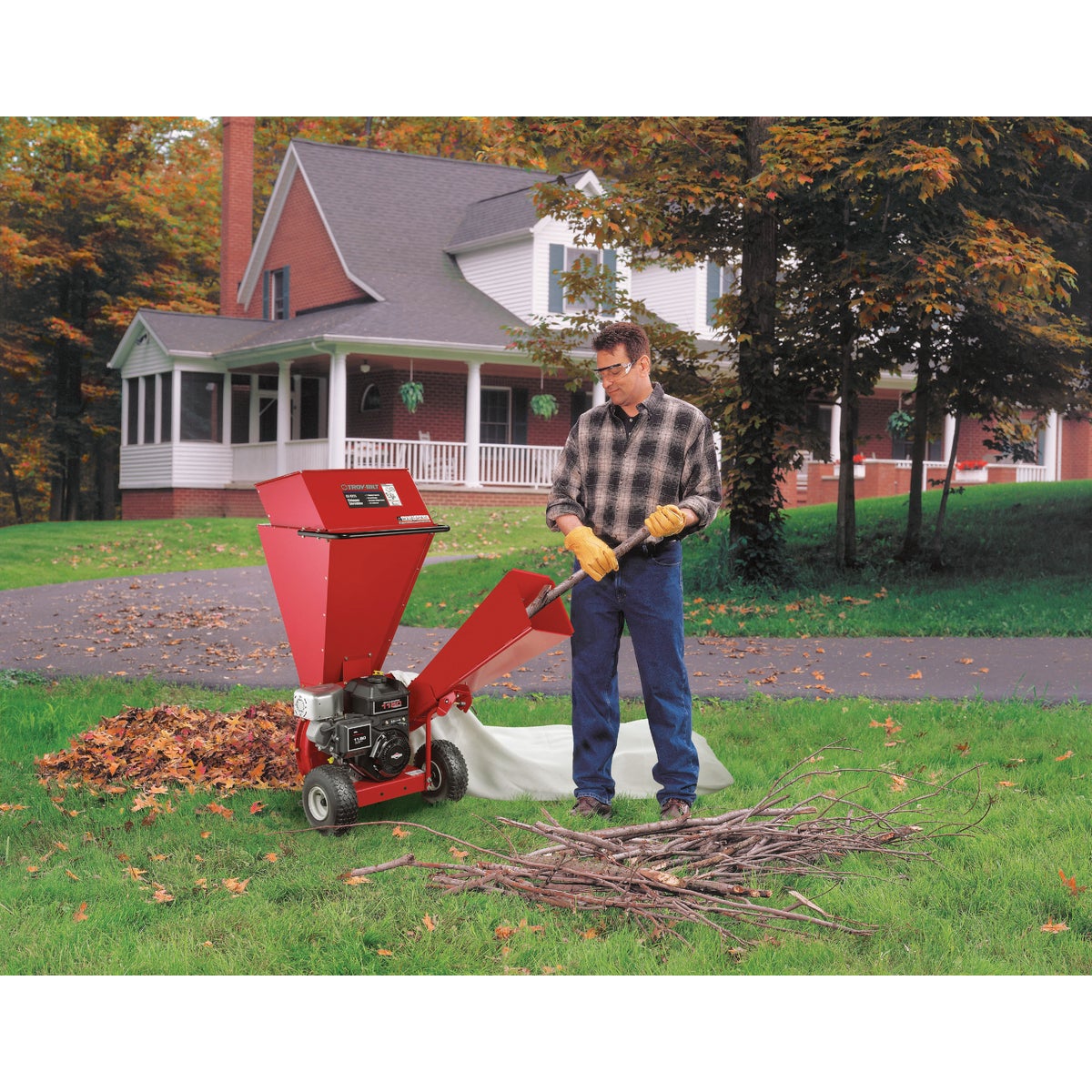 Troy-Bilt 250cc Gas Chipper Shredder