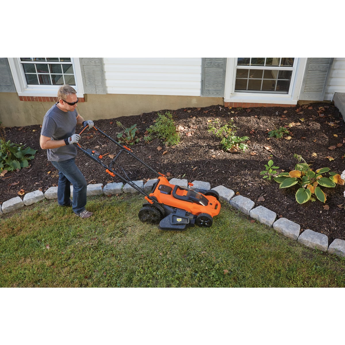 Black & Decker 20 In. 40V MAX Lithium Ion Push Cordless Lawn Mower