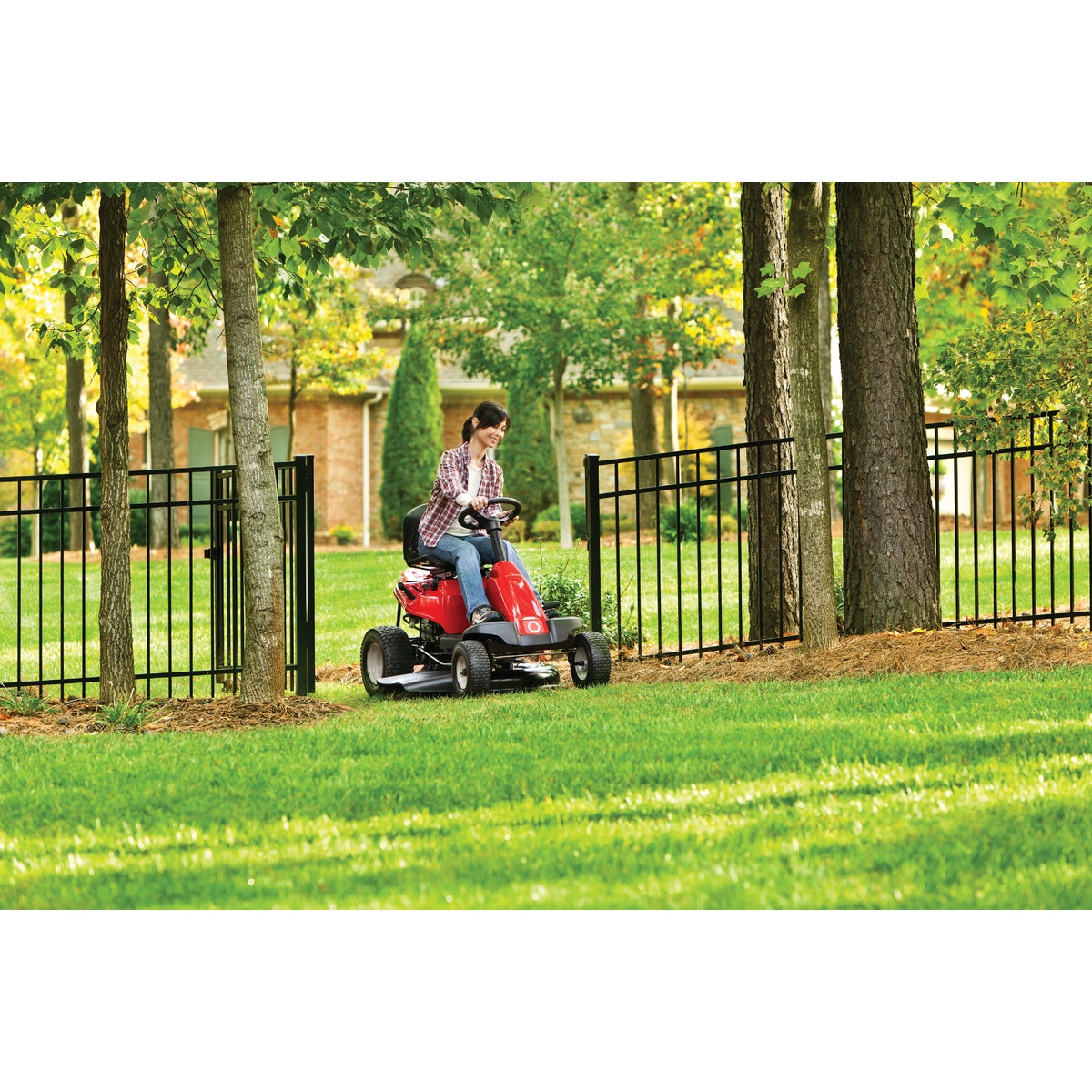 Troy-Bilt 30 In. 382cc Troy-Bilt Neighborhood Lawn Tractor