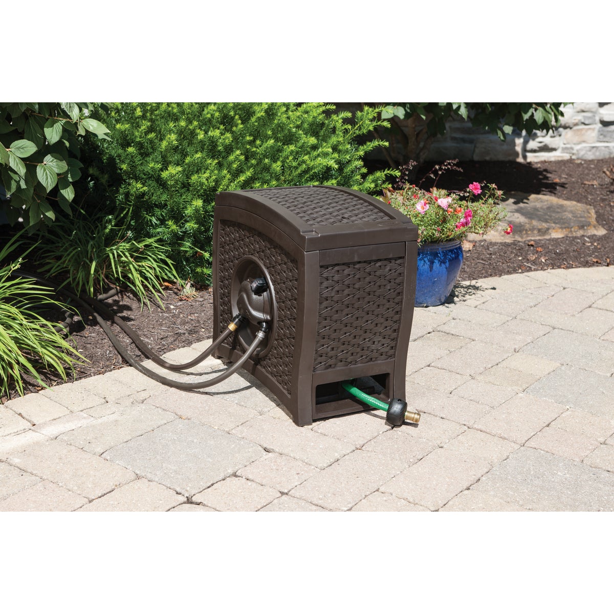 Suncast Aquawinder 125 Ft. x 5/8 In. Java Resin Automatic Hose Reel