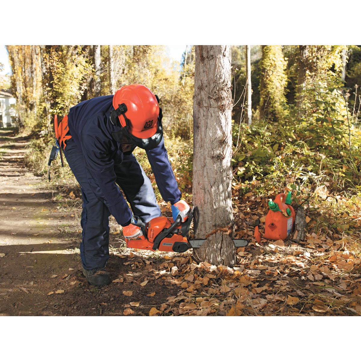 Husqvarna 445 18 In. 45.7 CC Gas Chainsaw