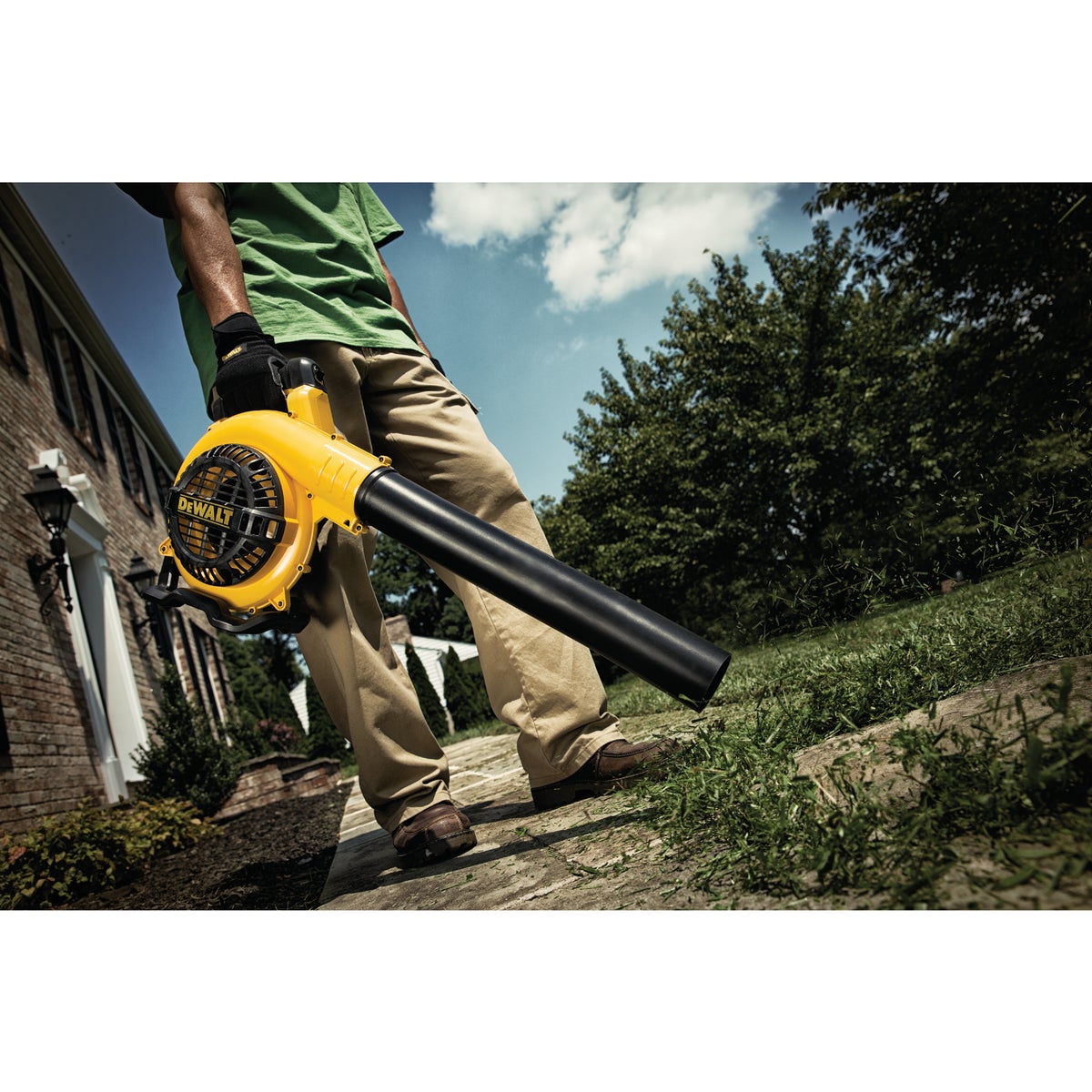 DeWalt MAX XR 120 MPH 40-Volt Brushless Lithium-Ion Cordless Blower