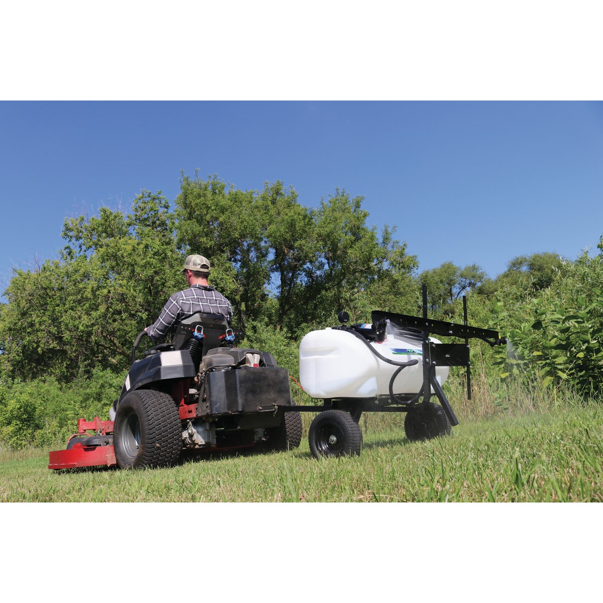 Master Manufacturing 15 Gal. Tow-Behind Sprayer