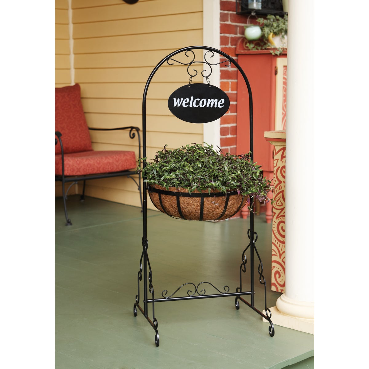 Best Garden Black Rust Resistant Steel 43 In. H. Welcome Plant Stand