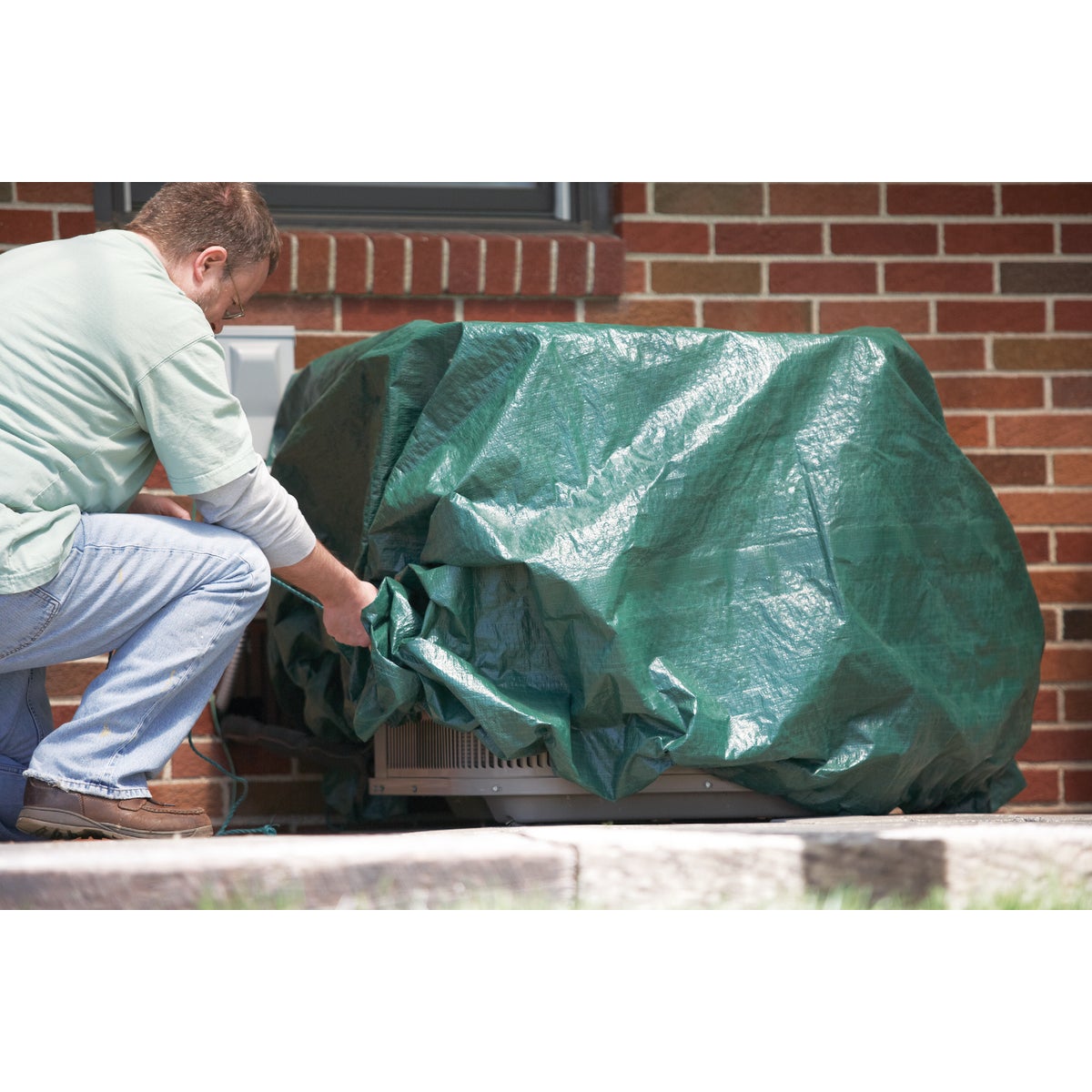 Do it Best 9 Ft. x 9 Ft. Poly Fabric Green Lawn Cleanup Tarp