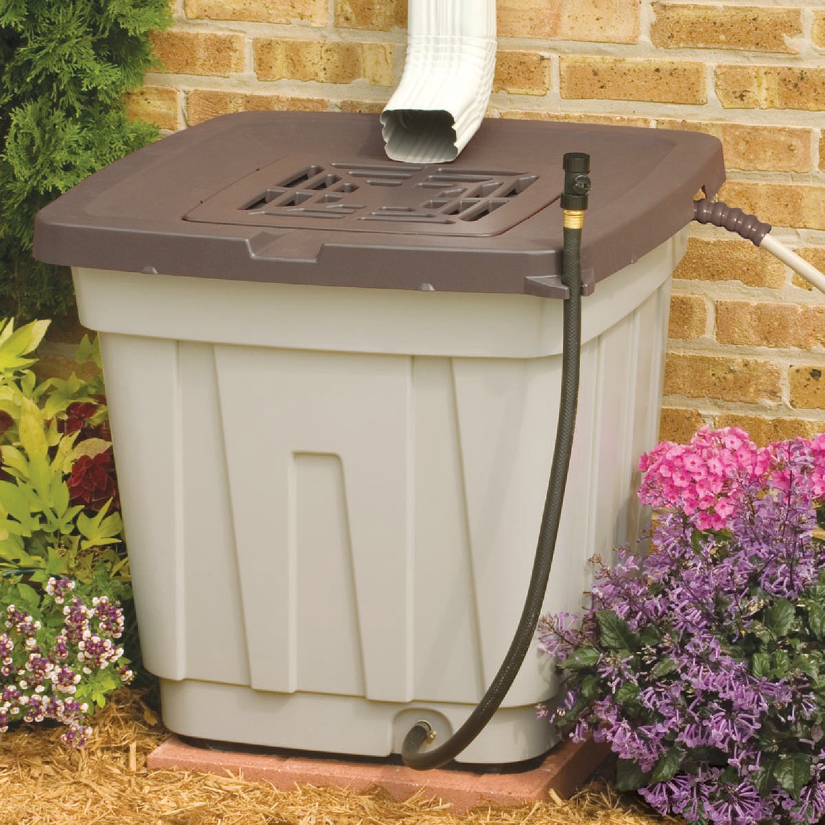 Suncast 50 Gal. Tan Durable Resin Rain Barrel