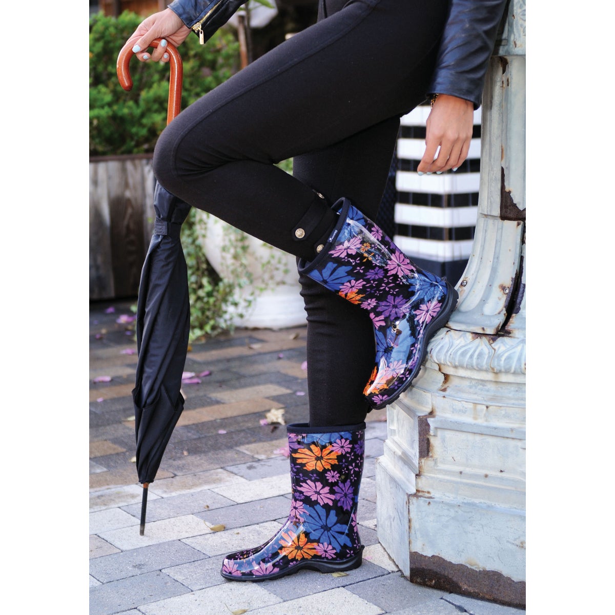 Sloggers Women's Size 7 Black w/Flowers Rain & Garden Rubber Boot