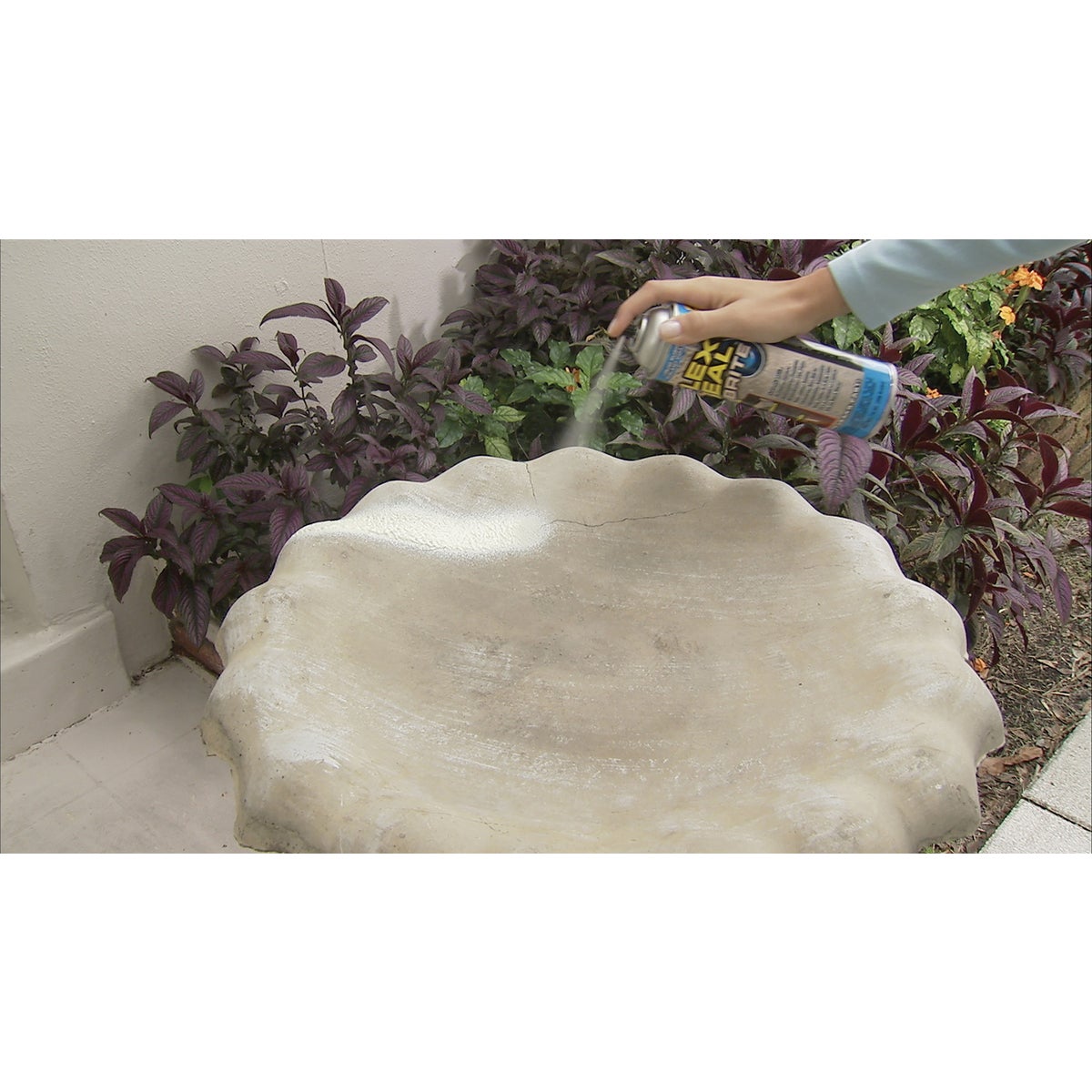 FLEX SEAL 14 Oz. Spray Rubber Sealant, Bright White