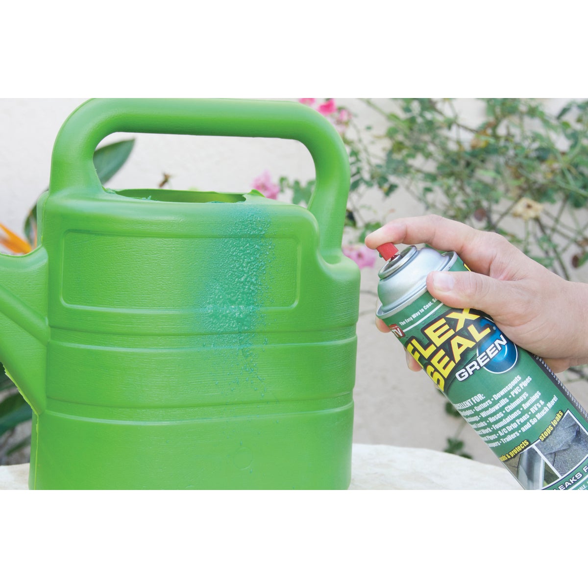 FLEX SEAL 14 Oz. Spray Rubber Sealant, Green