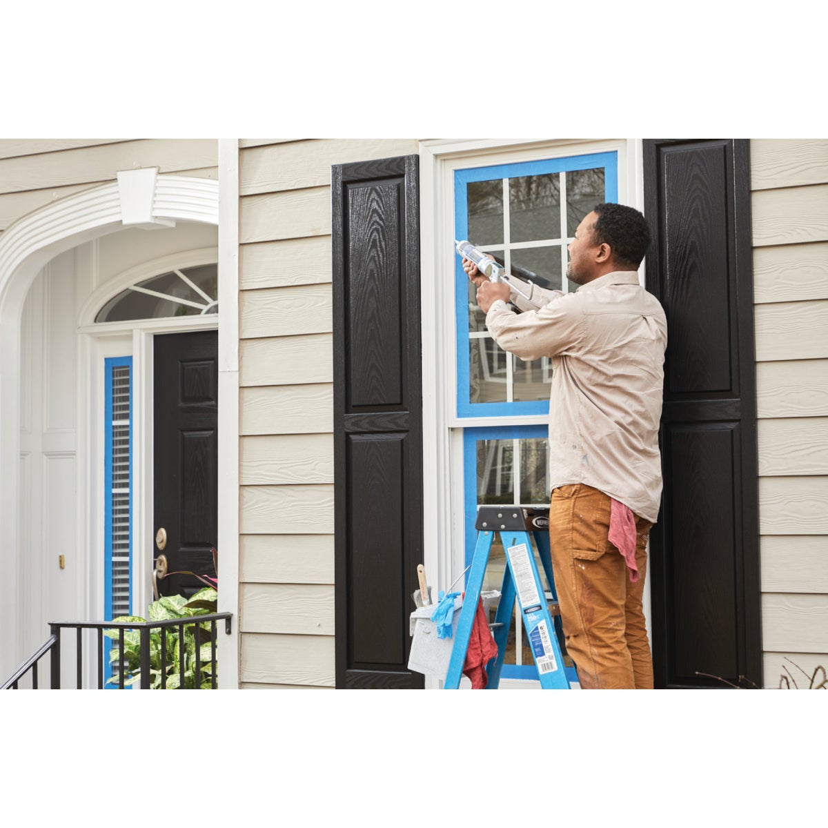 GE Paintable Silicone All Projects Window & Door Sealant, White, 10.1oz (GE7000)