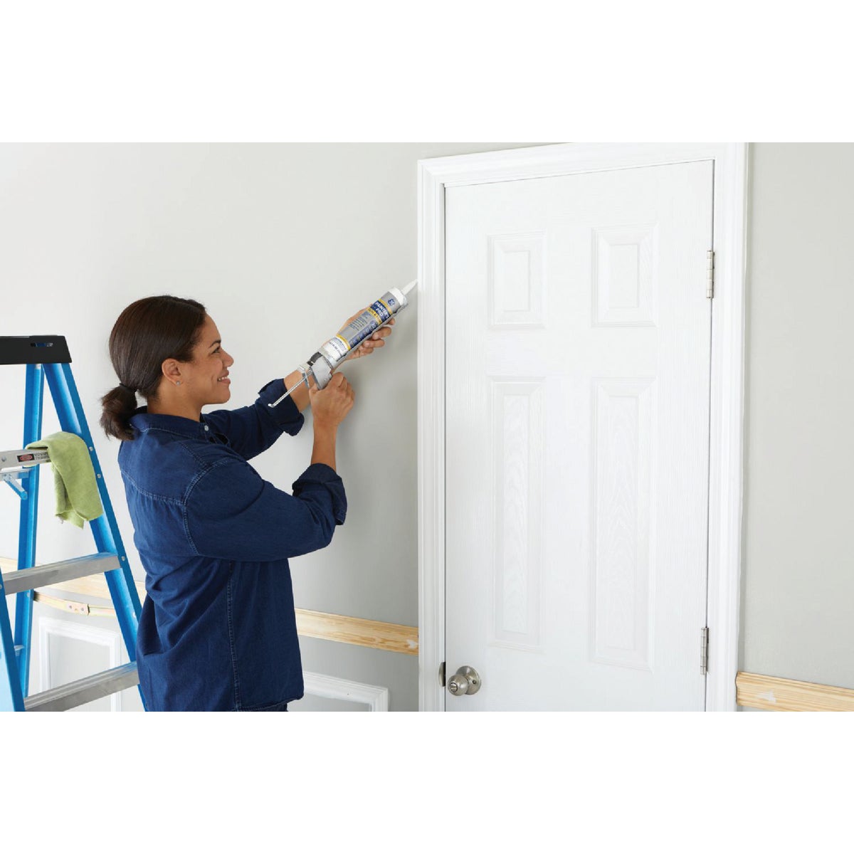 GE Painter's Pro 10.1 Oz. White Window & Door Siliconized Acrylic Caulk (MAP210WT)