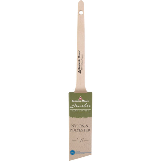 Benjamin Moore 1-1/2 In. Nylon/Polyester Thin Angle Sash Paint Brush